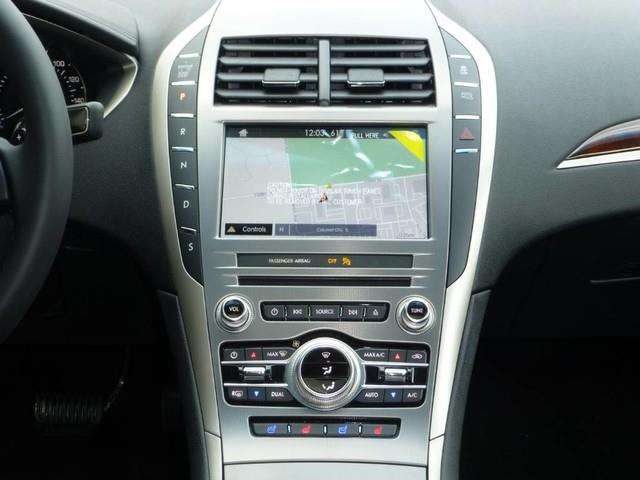 2017 Lincoln MKZ Reserve 4dr Sedan